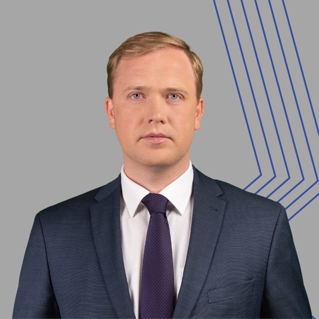 Viktors_Valainis__1_-5.jpg